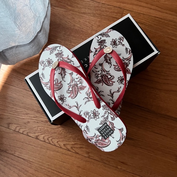 Flip flops - Picture 3 of 3